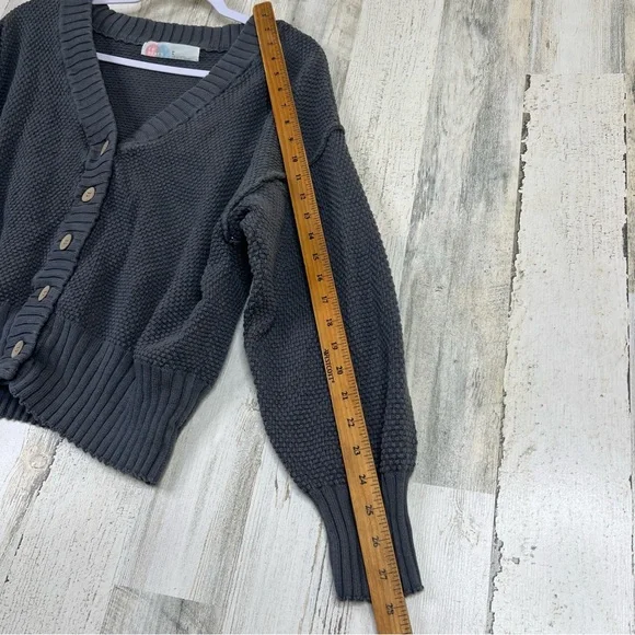 Free People Sweater Women’s Size Medium - Picture 11 of 12